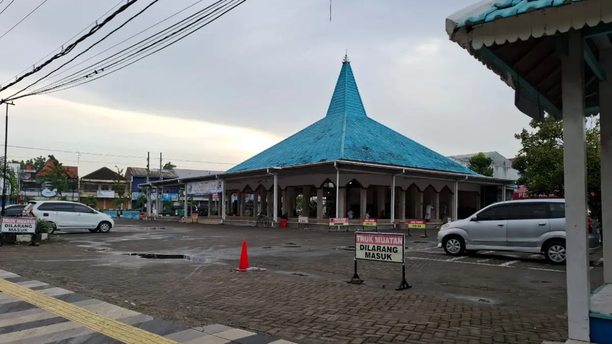 SALAT IDUL ADHA: Wabup Nurul Azizah bakal Salat Idul Adha di Masjid Baabus Shofa (YANA DWI KURNIYA WATI/RADAR BOJONEGORO)