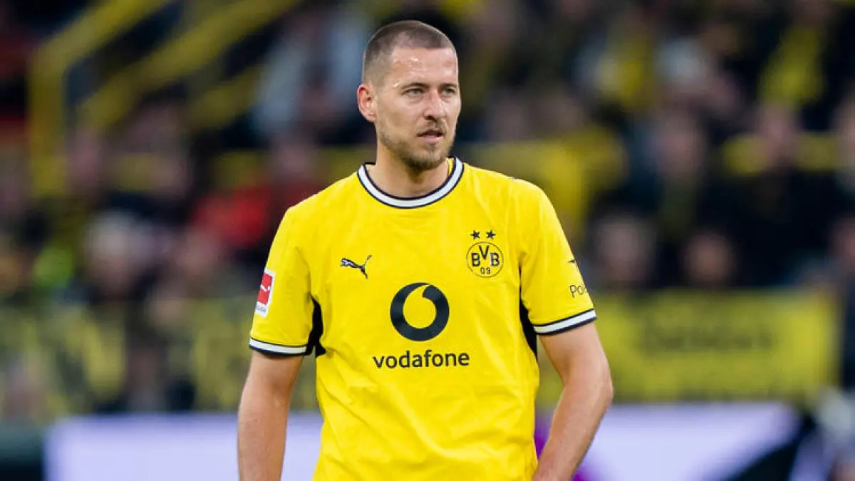 MANCHESTER UNITED: Waldemar Anton, bek tengah Borussia Dortmund jadi incaran Manchester United.