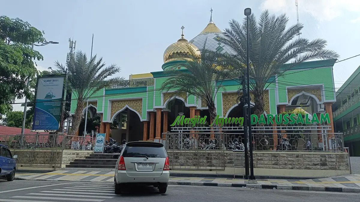 PROSES LELANG: Masjid Agung Darussalam dlaam APBD 2026 dianggarkan Rp 7,8 miliar, sedang berlangsung proses lelang di LPSE. (YUAN EDO/RADAR BOJONEGORO)