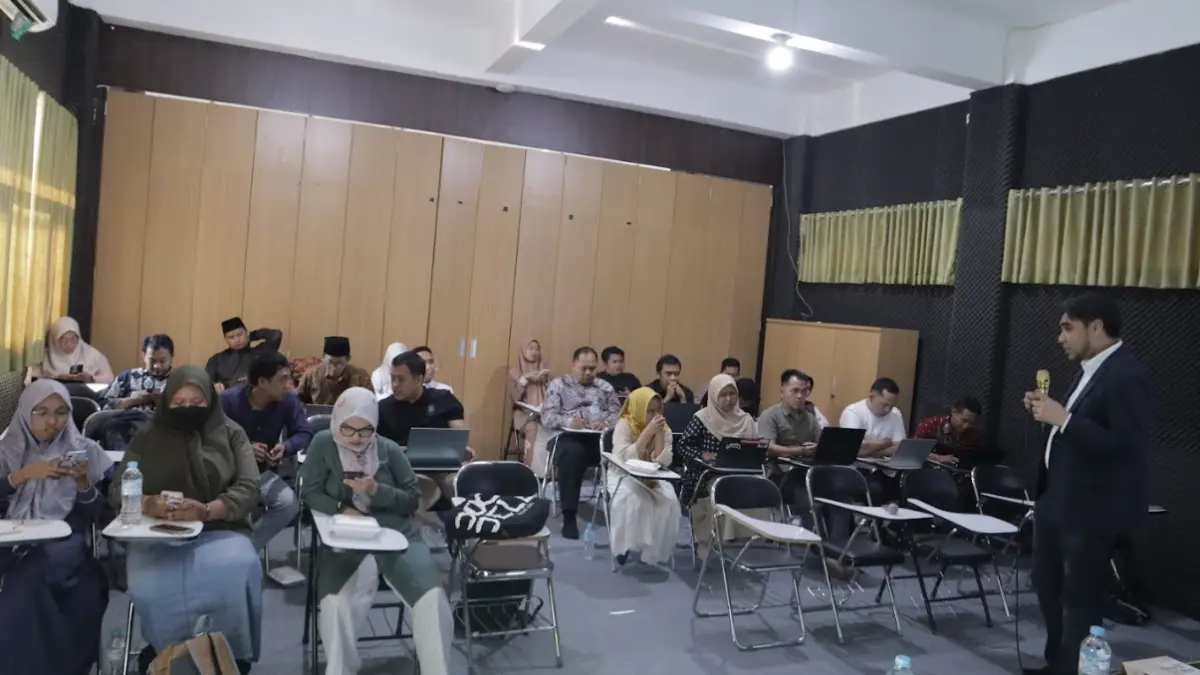 Master Class Unugiri Bojonegoro hadirkan akademisi Malaysia, Jumat (5/6). 