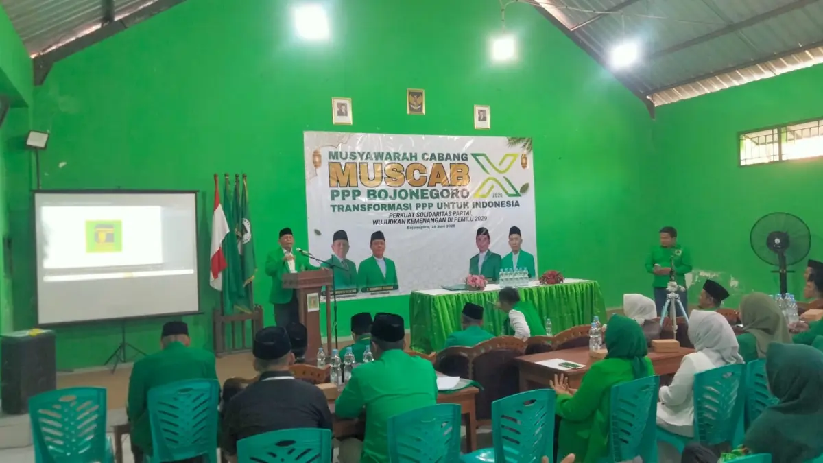 REORGANISASI: Ainu Anggoro ditetapkan sebagai ketua terpilih dalam Muscab DPC PPP Bojonegoro. (YANA DWI KURNIYA WATI/RADAR BOJONEGORO)