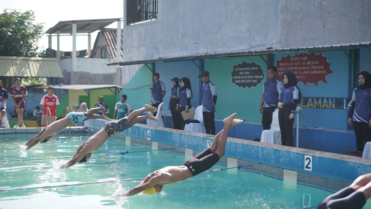 OTOMATIS: Cabor akuatik tak lagi menggunakan stopwatch, berganti sistem otomatis untuk menghitung skor. (YANA DWI KURNIYA WATI/RADAR BOJONEGORO)