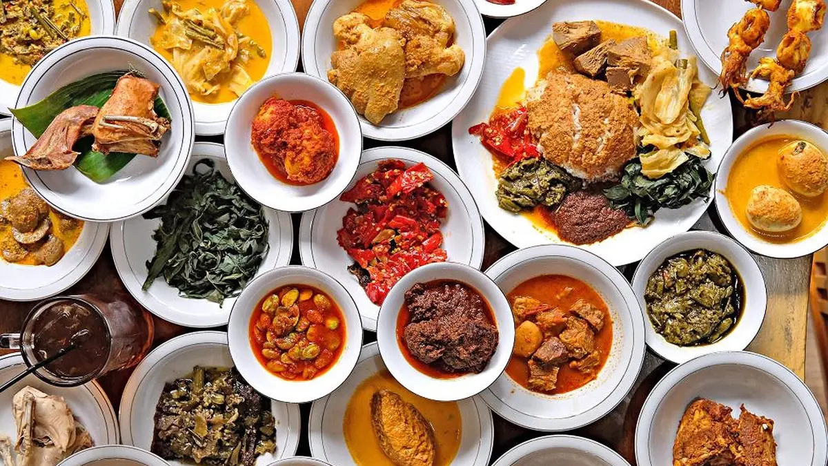 Rumah Makan yang menyajikan masakan padang favorit di Bojonegoro. (PINTEREST/ANDHIKA FERIAWAN/RADAR BOJONEGORO)