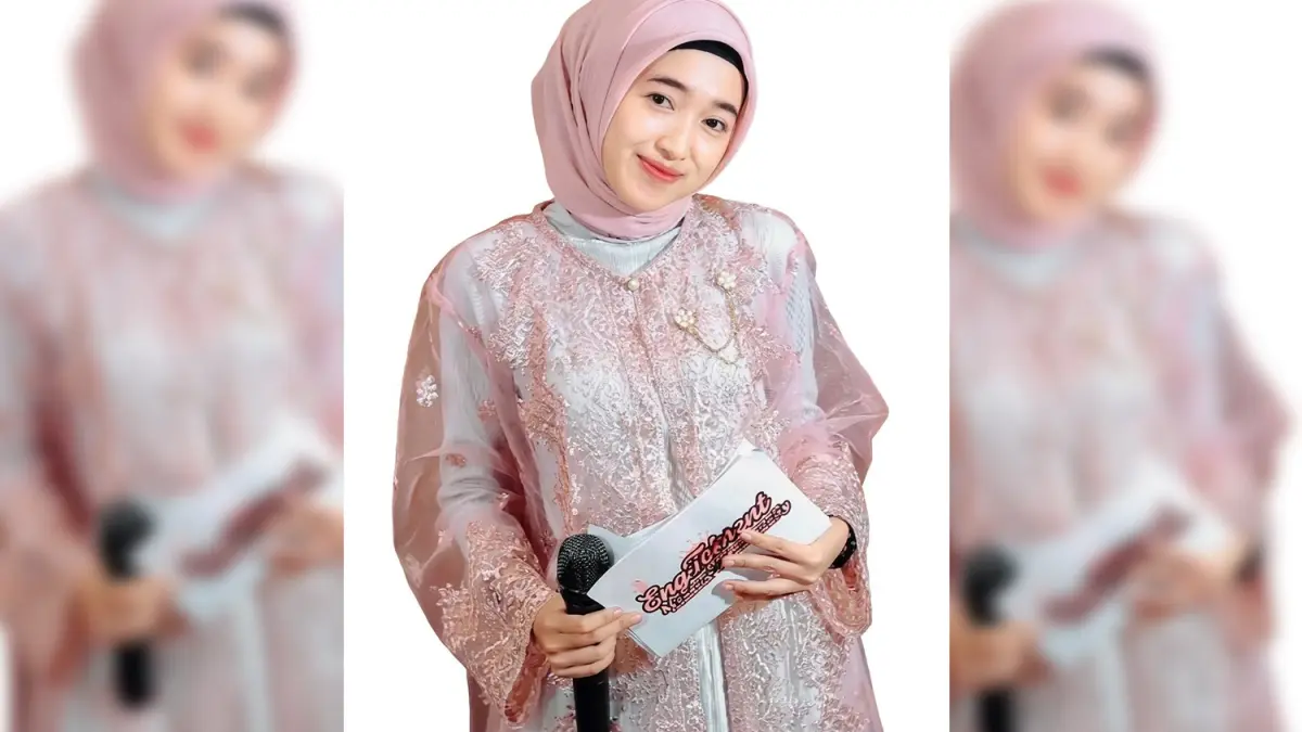 She Jihan Anggraeni Lepas Penat dan Menambah Wawasan
