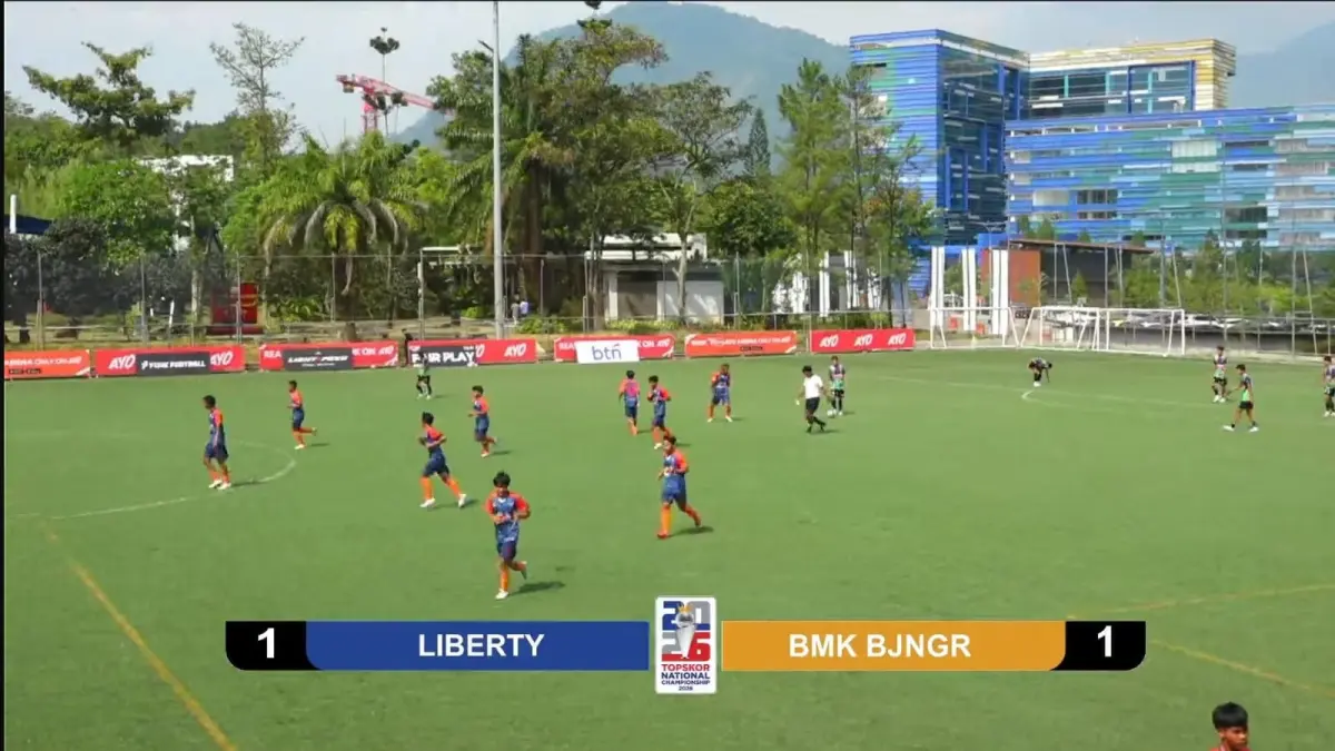 LIGA TOP SKOR: Bakat Muda Kedungadem (BMK) Bojonegoro U-12 kalah 1-0 saat melawan Liberty di Liga Top Skor.