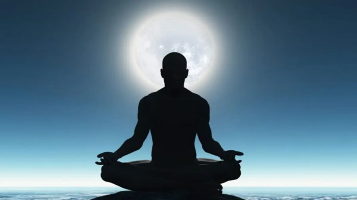 MEDITASI: Rutin melakukan meditasi tidak secara linear bisa langsung meningkatkan rasa empati. (IST/RDRBJN)