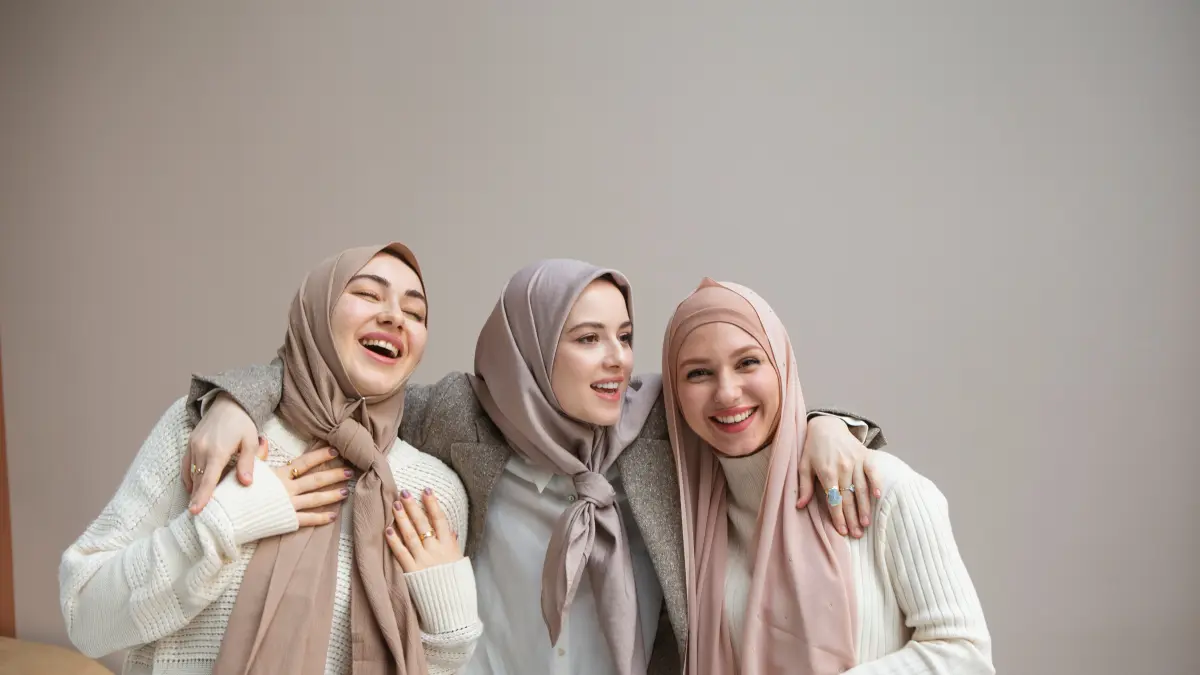 ilustrasi hijab perempuan