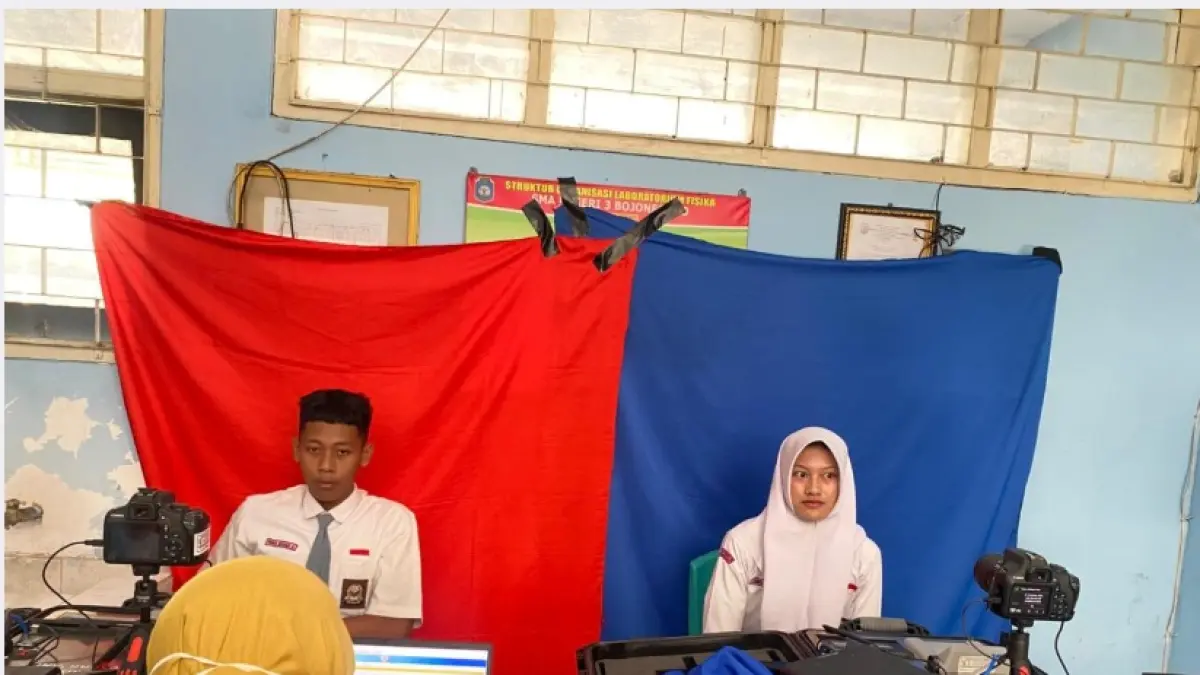 REKAM KTP: 19 Desa di Bojonegoro belum menerapkan pelayanan adminduk. Alasannya keterbatasan SDM. (YANA DWI KURNIYA WATI/RADAR BOJONEGORO)