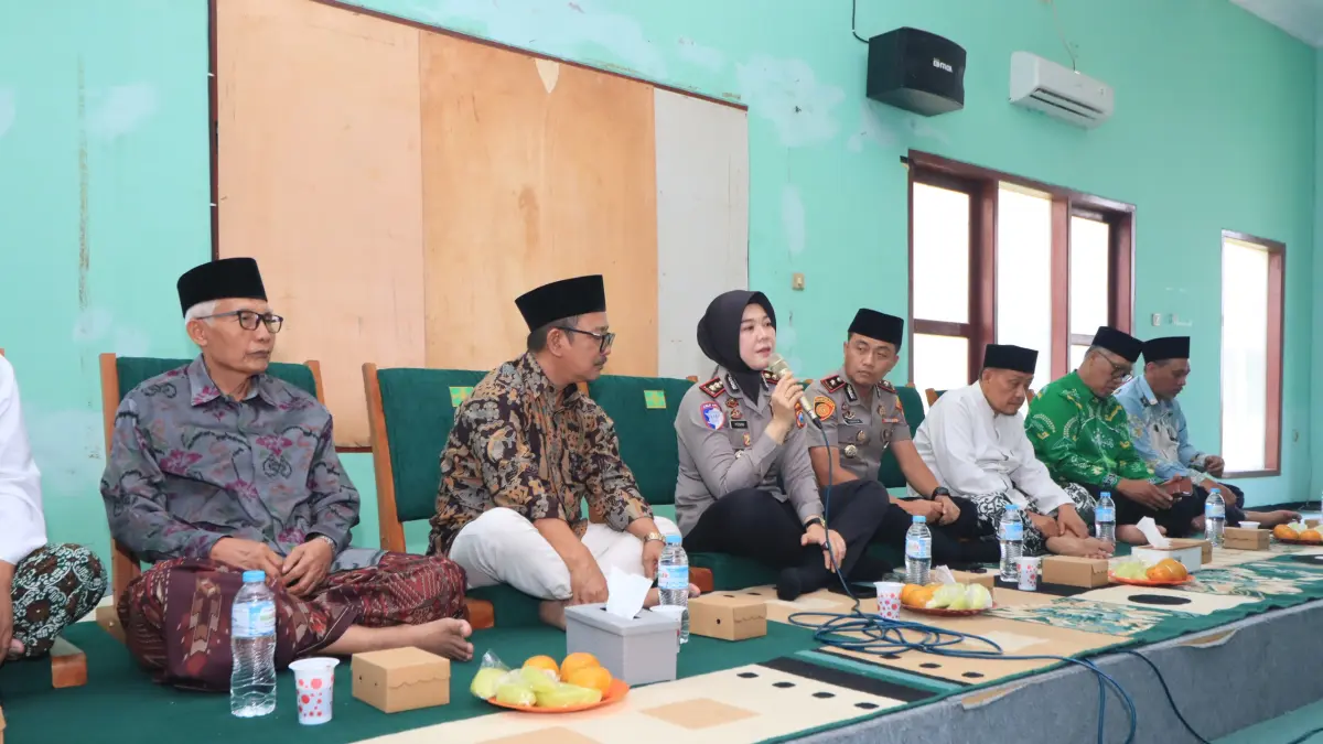 ROADSHOW: AKBP Yenni Diarty bersilaturahmi di kantor PCNU Bojonegoro ditemui jajaran syuriah, tanfidziah hingga banom. (ISTIMEWA/RADAR BOJONEGORO)