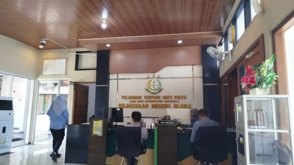 PROSES BERLANJUT: Kejari Blora menghormati proses hukum yang dilakukan Satreskrim Polres Blora, terhadap oknum Kejari Blora dalam kasus dugaan penggelapan mobil. (ACHMAD SYAEROYZI/RDR.BJN)
