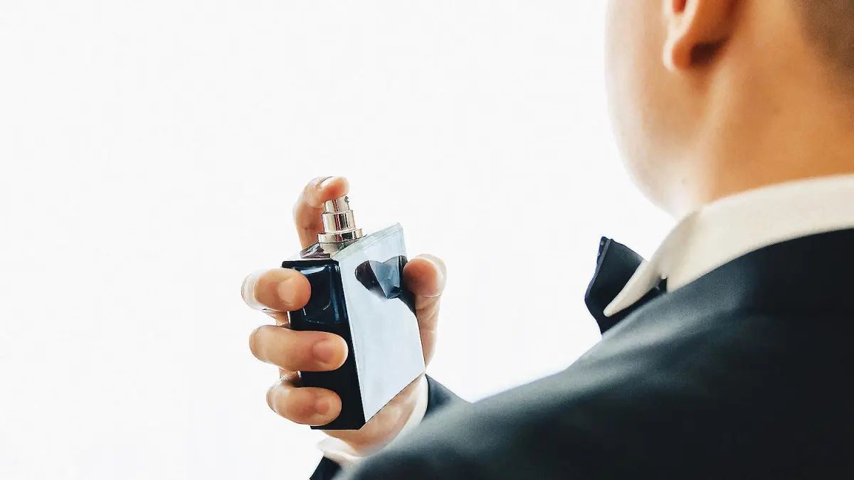 Setiap orang memiliki karakter dan kepribadian yang berbeda-beda untuk memilih parfum terbaik. (MAGNIFIC.ANDHIKA FERIAWAN/RADAR BOJONEGORO)