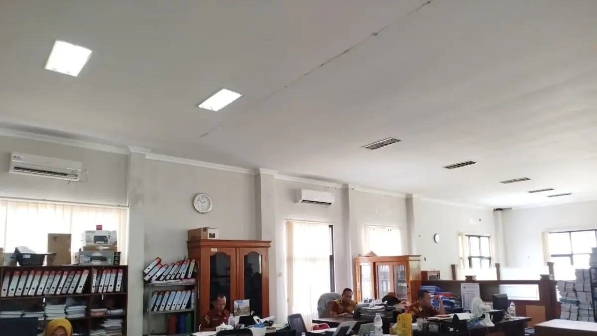 &nbsp;

PEMERINTAHAN : Ruang kerja di Kantor Dinas Pemberdayaan Masyarakat dan Desa (DPMD) Blora. (ROZI/RADAR BOJONEGORO)