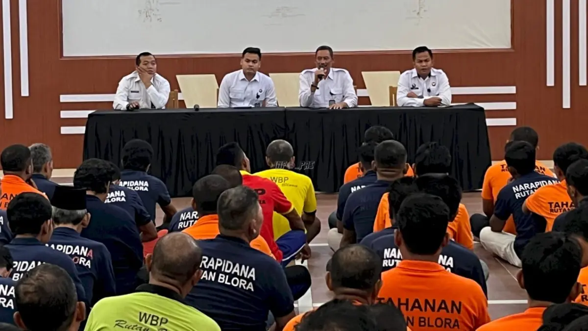 SAMBUT GEMBIRA: Sebanyak 76 warga binaan Rutan Kelas IIB Blora yang mendapat remisi umum HUT ke-81 Kemerdekaan RI. (IST./RDR.BJN)
