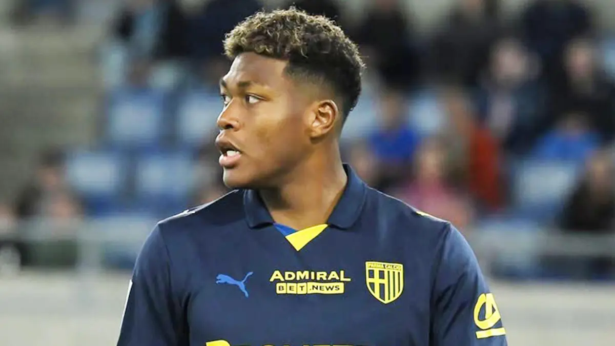 Kejutan di menit akhir bursa tranfer Zion Suzuki yang merapat ke Aston Villa. (PINTEREST/ANDHIKA FERIAWAN/RADAR BOJONEGORO)