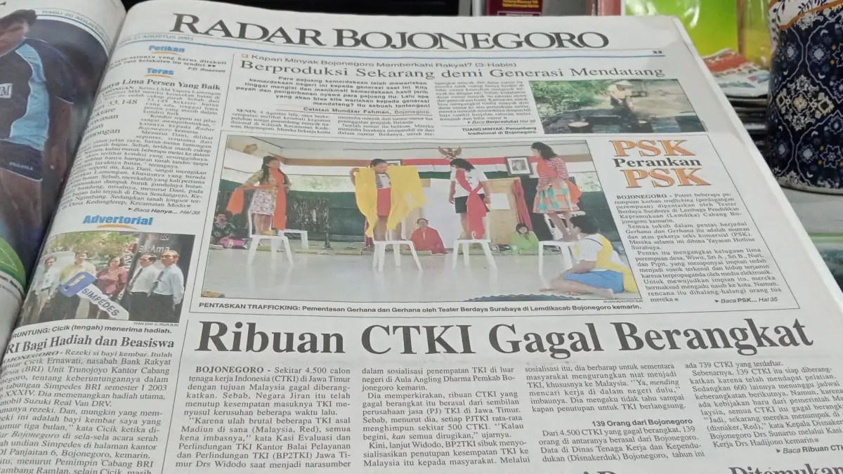 GAGAL BERANGKAT: Jawa Pos Radar Bojonegoro mengungkap kasus CTKI gagal berangkat pada 2003 silam. (ARSIP JAWA POS RADAR BOJONEGORO)