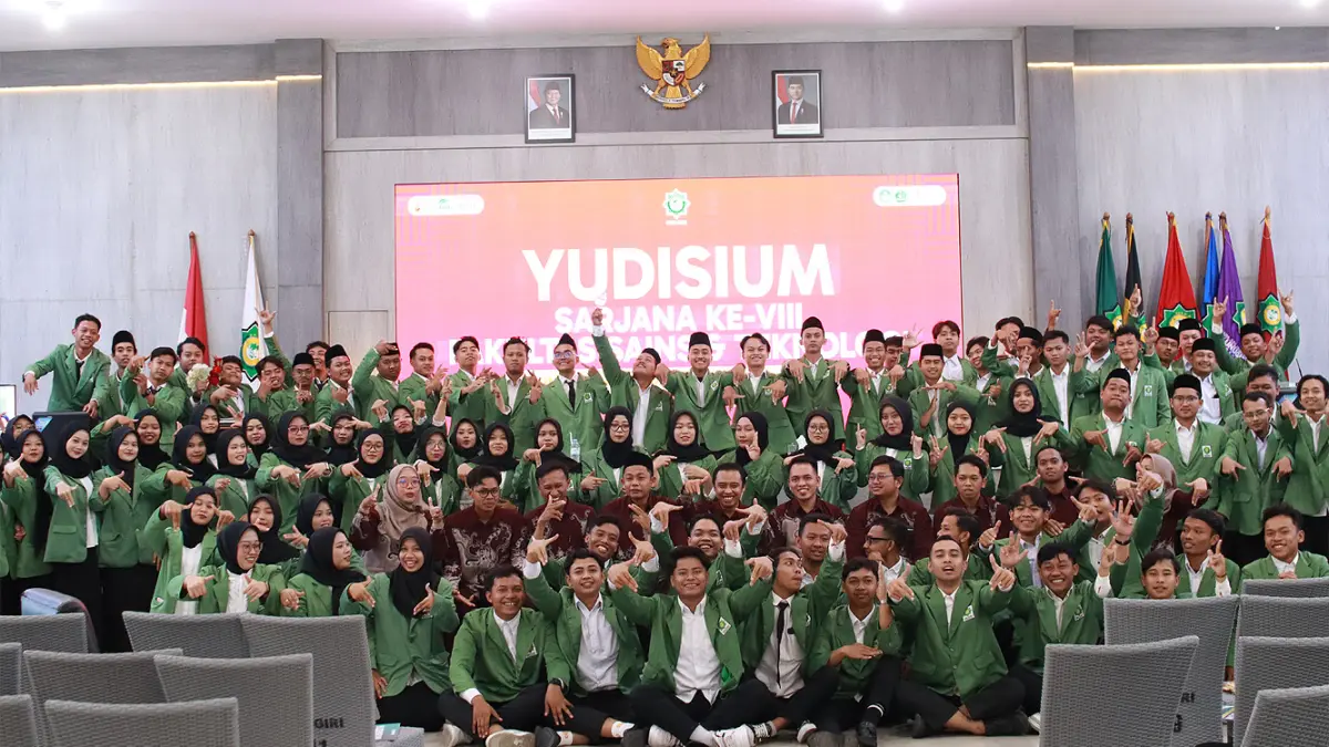 Yudisium sarjana ke-VIII Fakultas Sains dan Teknologi Unugiri. (ISTIMEWA/RADAR BOJONEGORO)