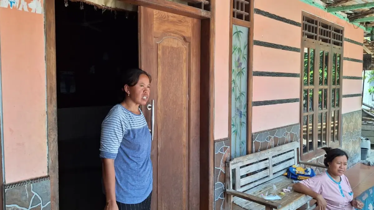 GANTI RUGI: Susilowati pemilik lahan tembakau yang terdampak pesawat jatuh Desa Sarimulyo, Kecamatan Ngawen, Kabupaten Blora.