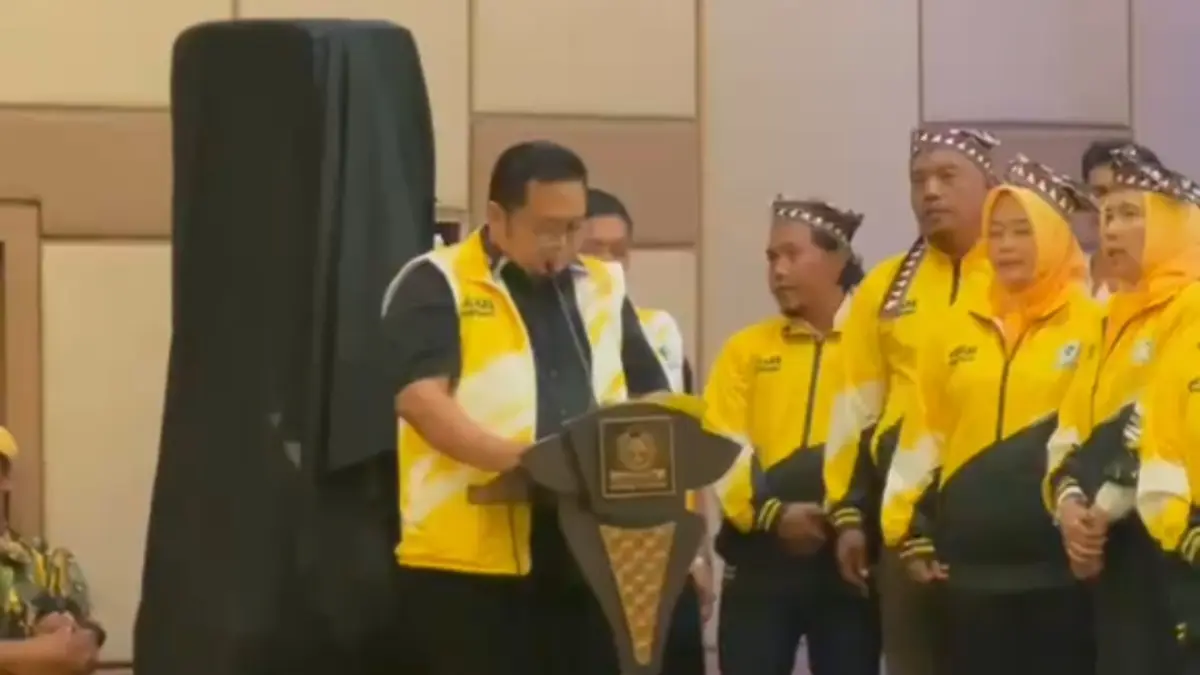 GOLKAR BOJONEGORO: DPD Partai Golkar Bojonegoro panaskan mesin partai hingga tingkat desa.