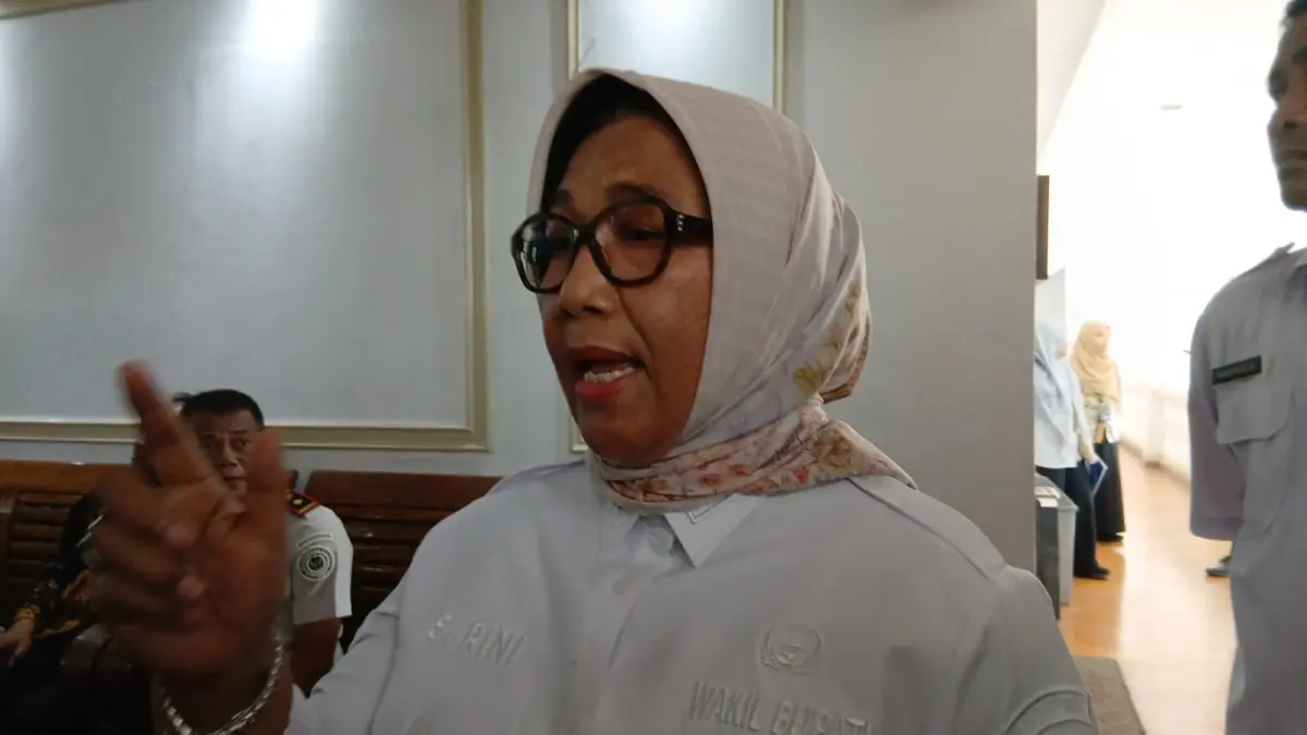 BERI KETEGASAN: Ketua Satgas MBG Blora Sri Setyorini menegaskan jika SPPG Sukorejo 2 ditutup permanen. (IST./RDR.BJN)