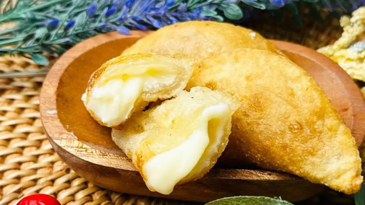 Resep cireng keju lumer. (PINTEREST/ANDHIKA FERIAWAN/RADAR BOJONEGORO)