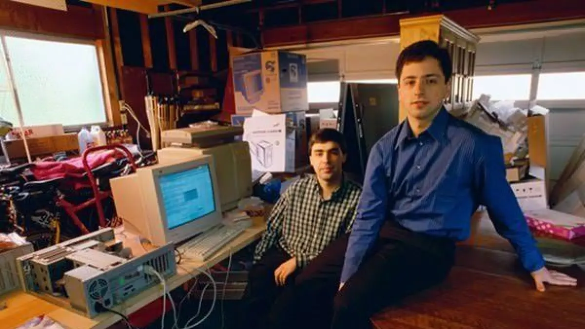 Larry Page dan Sergey Brin (1998). Source: Internet History Podcast / The History of Google | Internet History Podcast