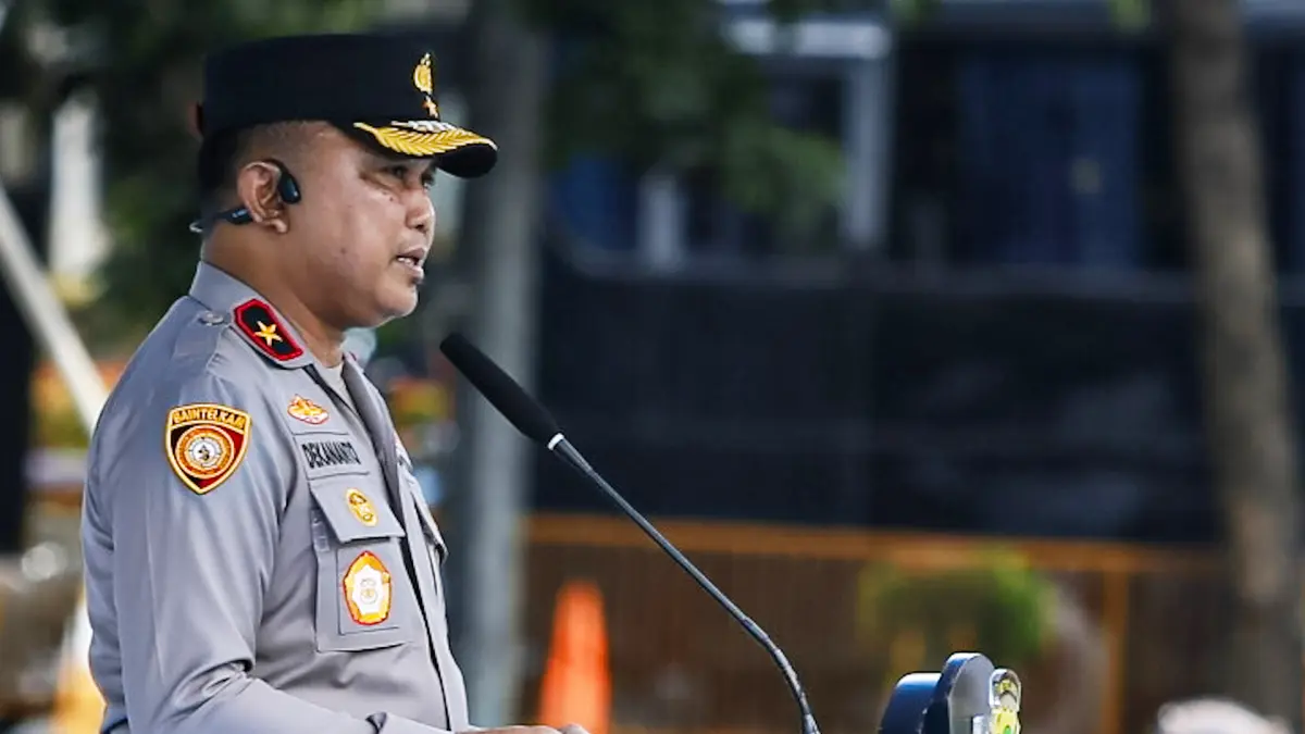 MAS ANTOK: Irjen Pol Dekananto Eko Purwono menjabat Kapolda Jatim berdasarkan Surat Telegram Nomor: 2205/XKEP./2026, tertanggal 2 Oktober 2026. Jenderal bintang dua kelahiran Bojonegoro itu, di tempat kelahirannya akrab disapa Mas Antok itu akan menggantikan Irjen Pol Nanang Avianto. (ISTIMEWA/RADAR BOJONEGORO)