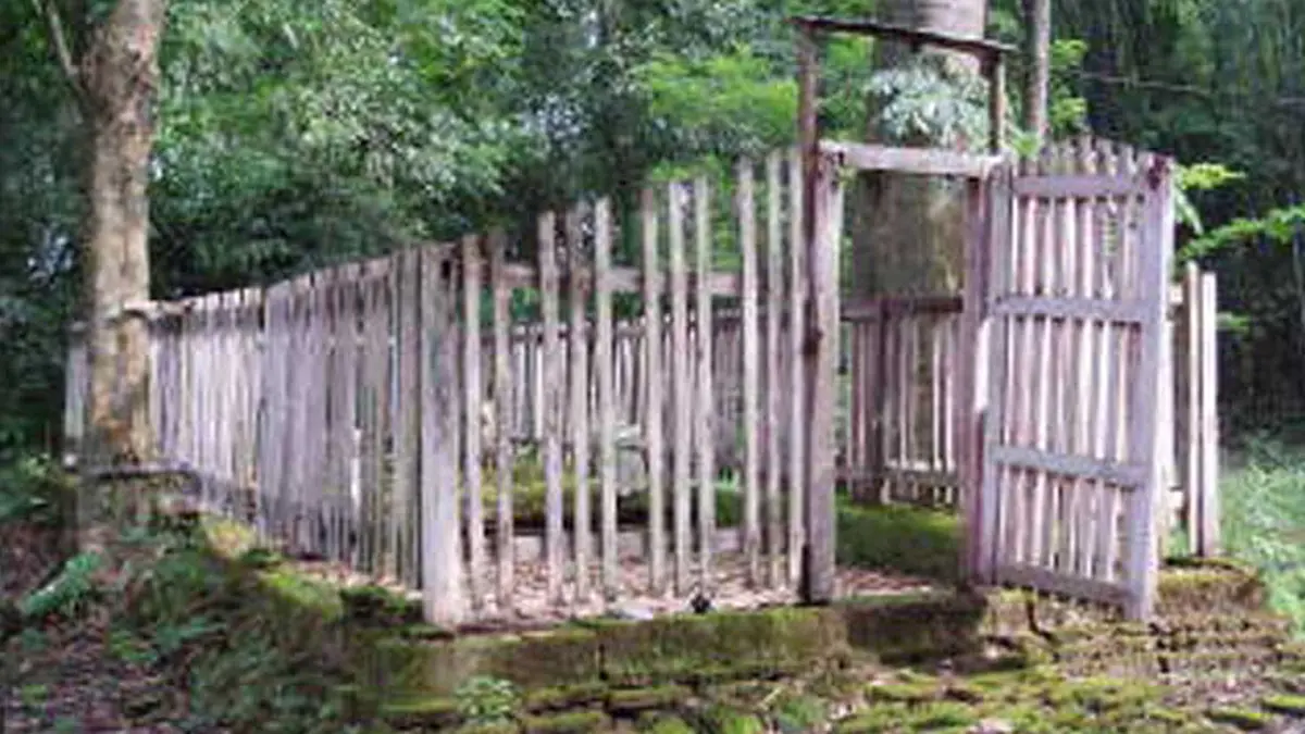 Makam Kiai Kasan Wirodikromo atau Sayyid Abu Bakar Alaydrus. (ISTIMEWA)