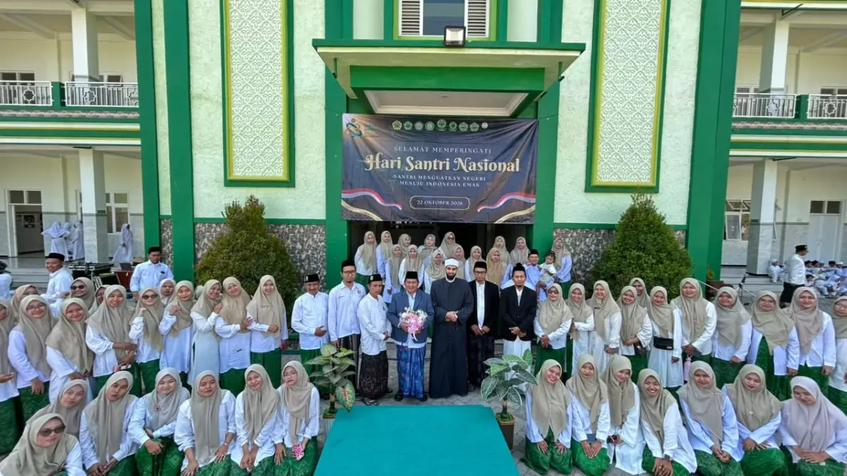 Hari Santri Nasional 2026, Ribuan Santri Ponpes Modern Al-Fatimah Gelar Salat Istisqa