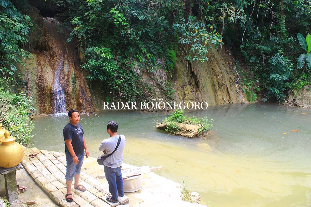 ada-kendi-dari-aliran-air-nglirip