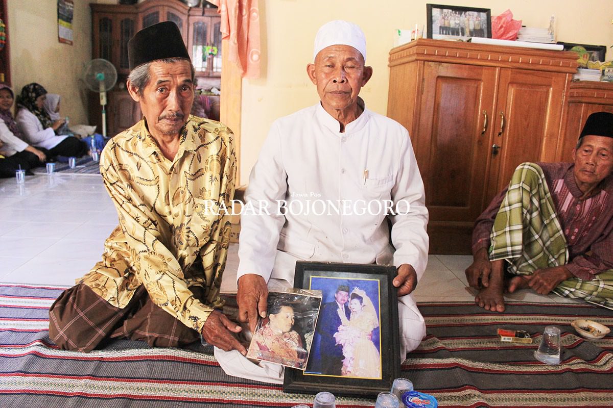 mengunjungi-rumah-duka-korban-laka-bus-dali-prima
