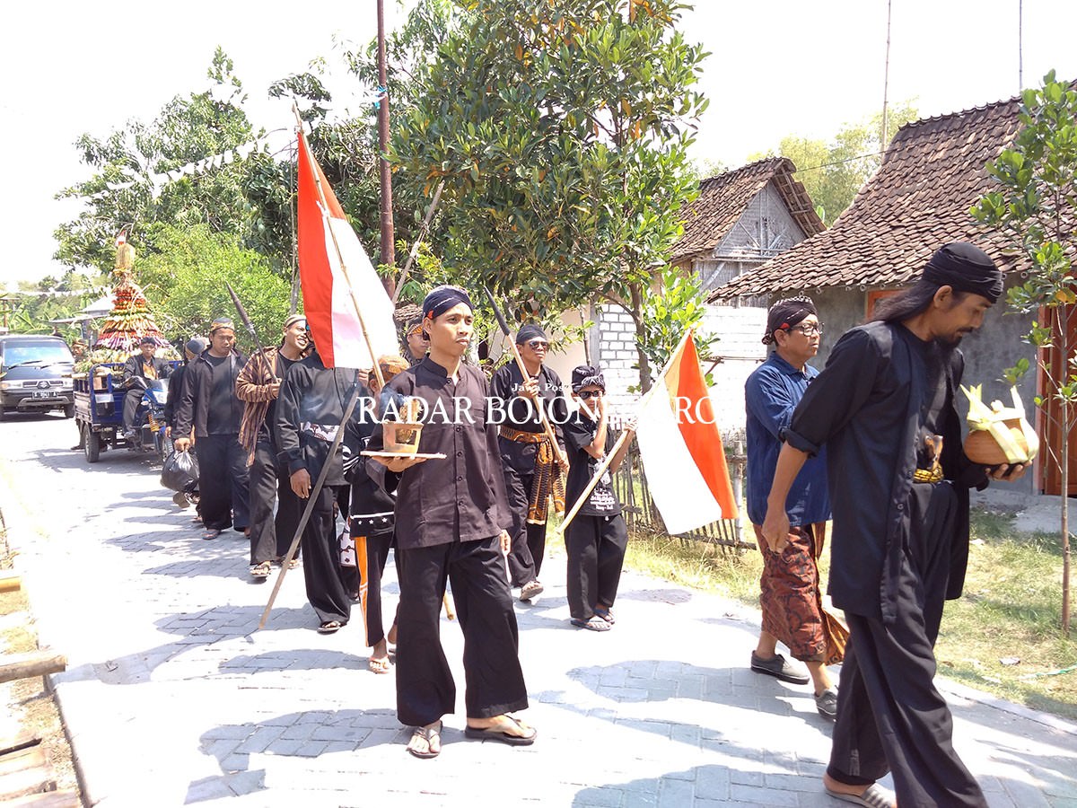 sedekah-bumi-merawat-tradisi-budaya-nusantara