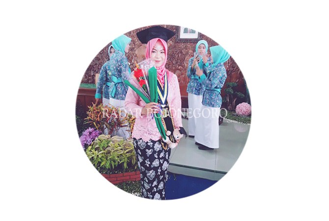 jadi-penikmat-keindahan-pantai