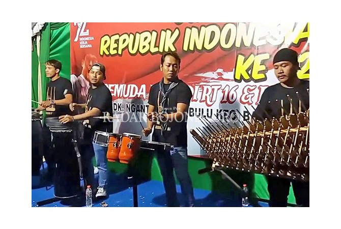 Angklung Kusuma : Dikenal hingga Bandung karena Rajin Upload YouTube