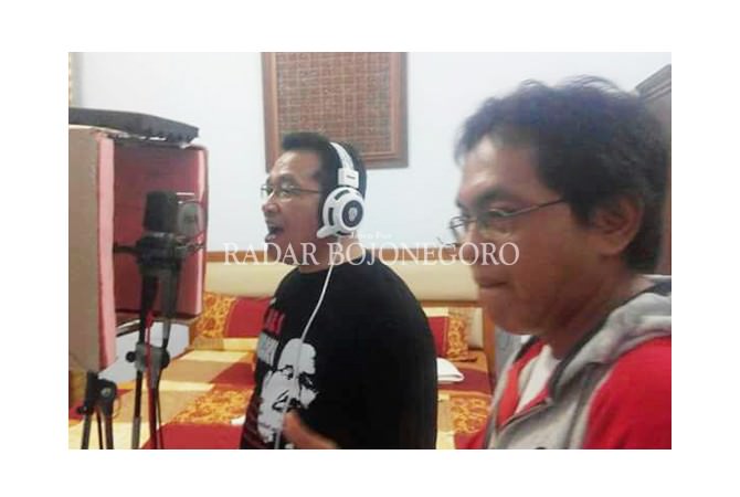 Bikin Intonasi 15 Menit, Ciptakan Eliminasi Gema dari Kardus