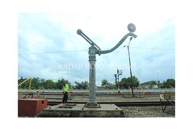 Melihat Sisa-sisa Benda Lawas di Stasiun Bojonegoro-Cepu 