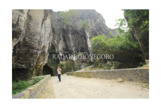 Potensi Wisata Bukit Kapur Puncakwangi