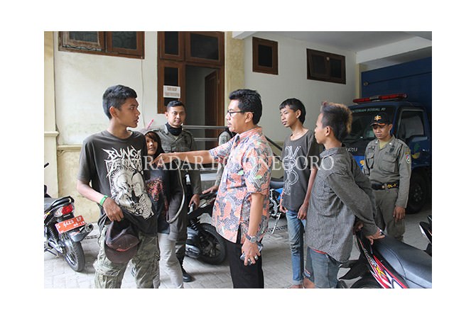 Tuban Kerap Diserbu Anjal