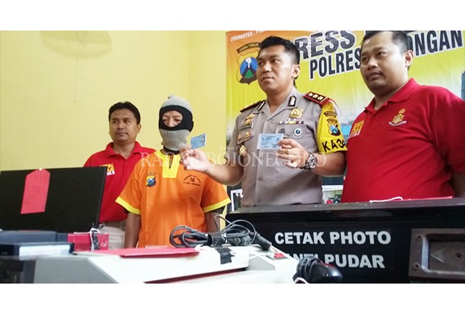 Bikin KTP Palsu, Satu Jam Jadi