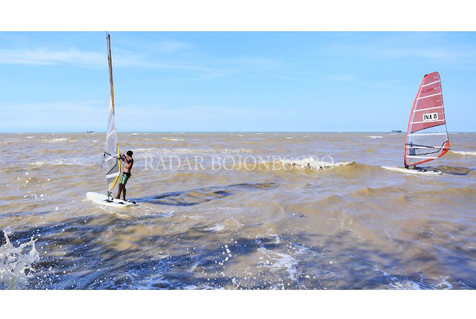 Olahraga Windsurfing, Latihan Berselancar Serasa di Ancol 
