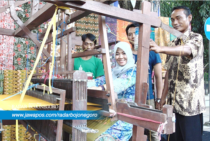 Tenun-Batik Bojonegoro Mendunia