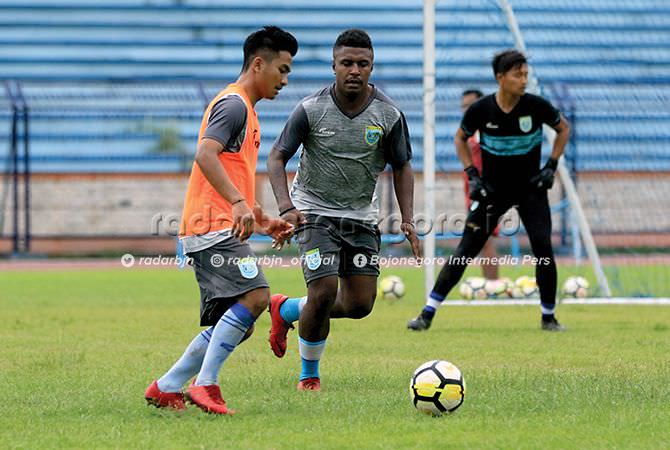 Siap Datangkan Pemain dari Brazil