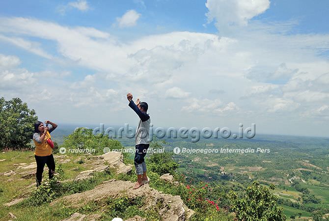 Atas Angin Andalkan Musim Liburan