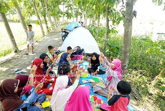 Yua Piyur Alifah, Siswi SMAN Gelar Perpustakaan Berkonsep Camping