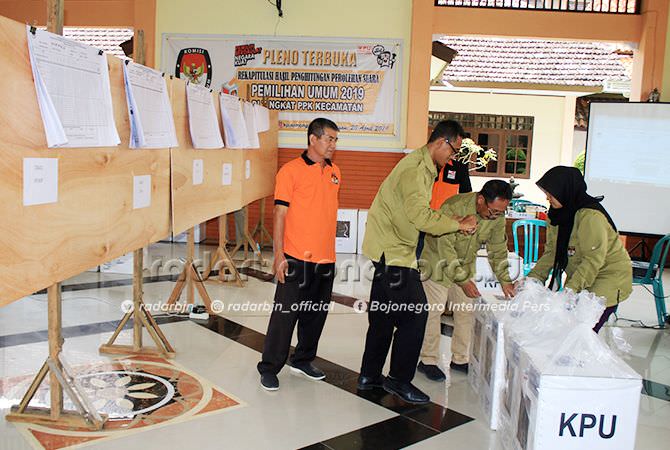 Kekeliruan Lembar C1, Hitung Ulang