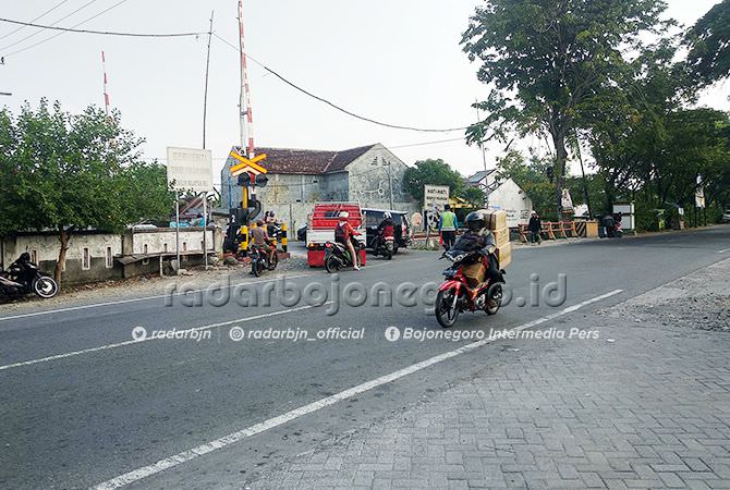 Perempatan Pohwates Butuh Lampu Merah