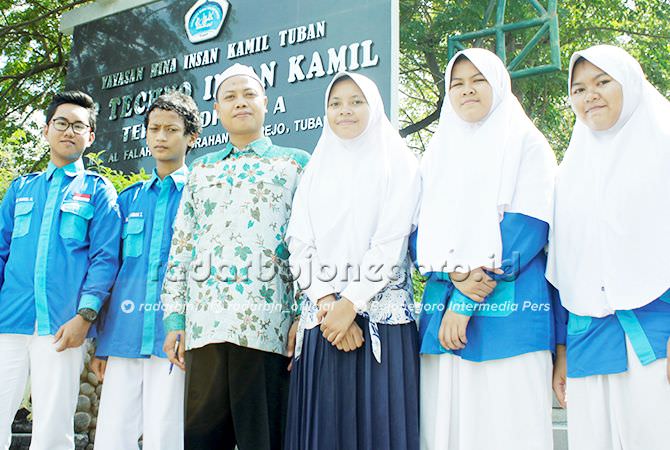 SMP Techno Insan Kamil Tuban Pertahankan Predikat SMP Swasta Terbaik s