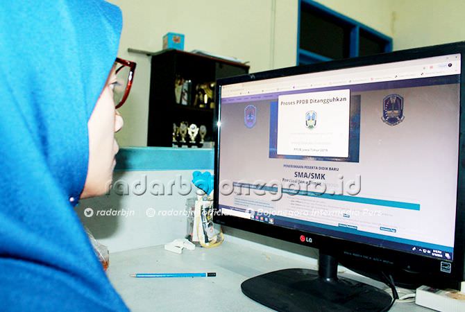 PPDB Ditangguhkan, Data Pendaftar Aman