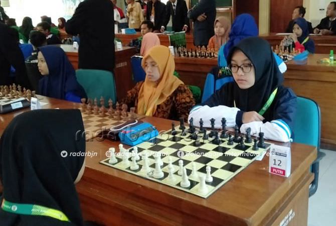 Catur Sumbang Emas Pertama