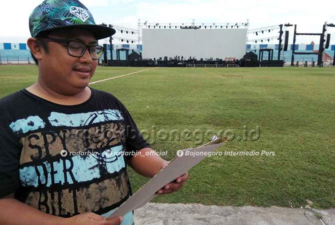 Rekor Tata Cahaya Terdahsyat, Juga Kembang Api 1.800 Ledakan