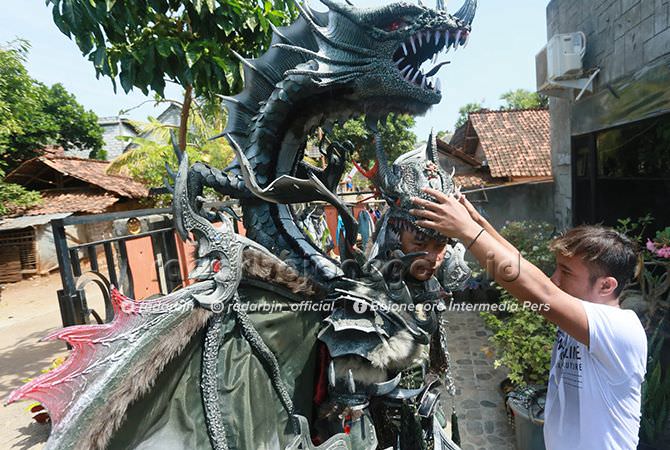 Beradu Kreasi Kostum Karnaval